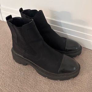 Zara Black Neoprene Chelsea Boots